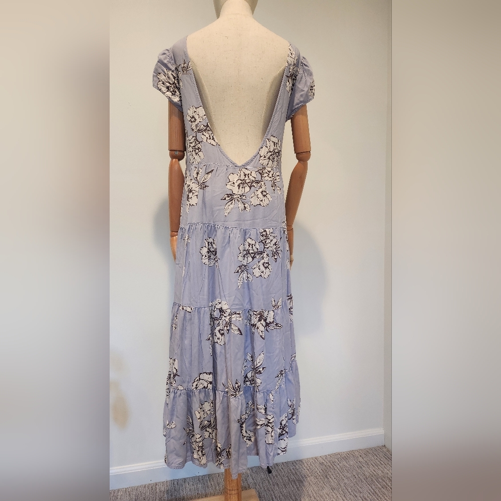 Backless summer dress